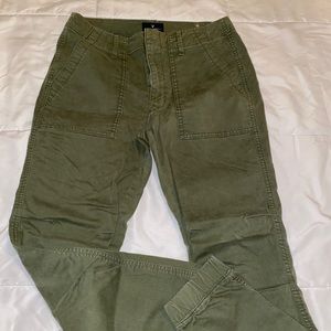 American Eagle joggers